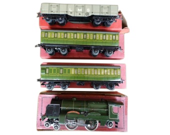 Antique train cheap set value